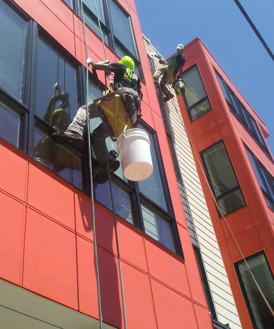 Portland, OR window washing services