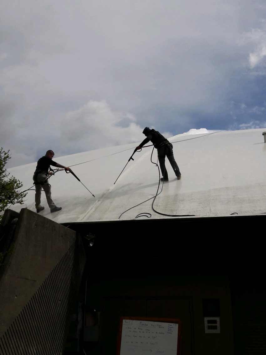 Pressure Washing Commercial Structures