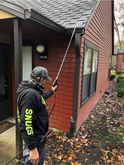 Gutter Cleaning Company Near Me Redwater Tx