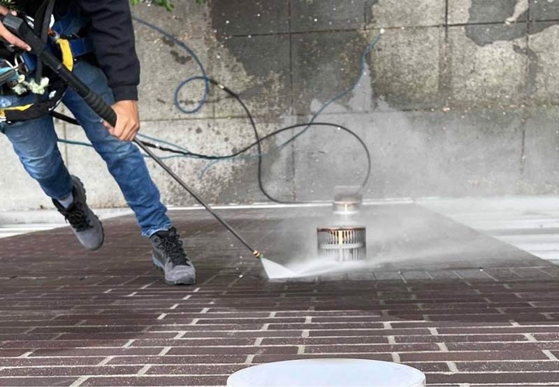 A Property Manager’s Guide To_Choosing A Reputable Pressure-Washing Company